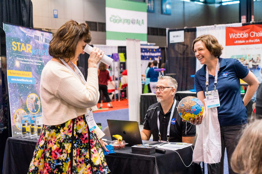 STEM activity demonstration at ALA conference